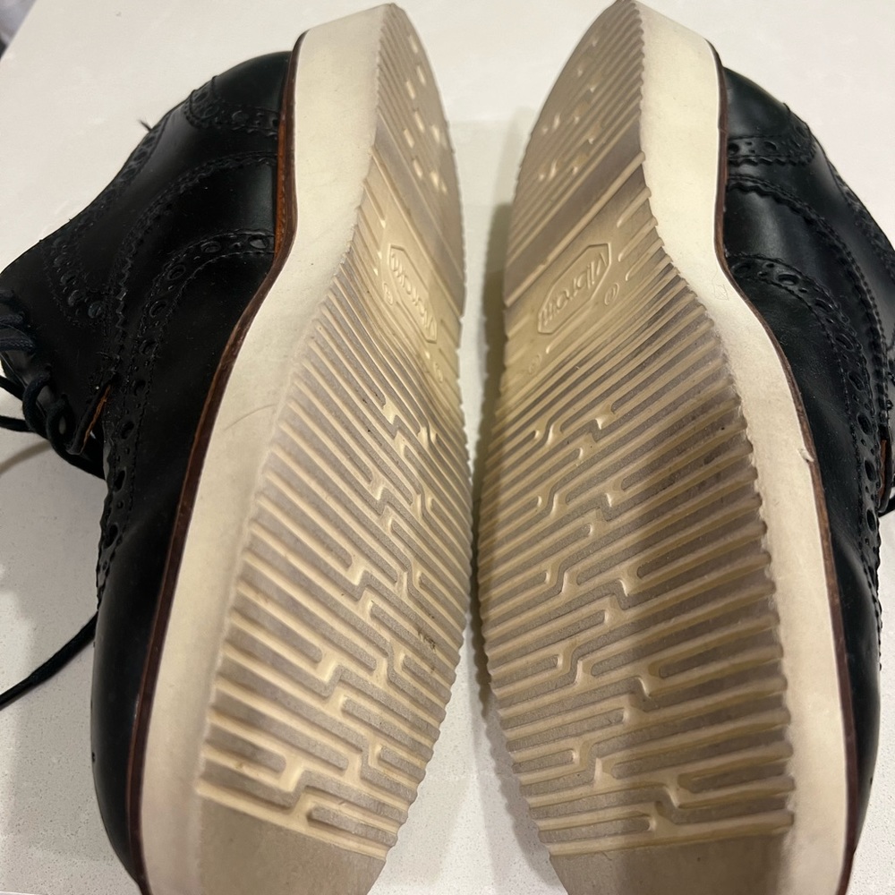 Sperry Wingtips - Picture 2 of 4